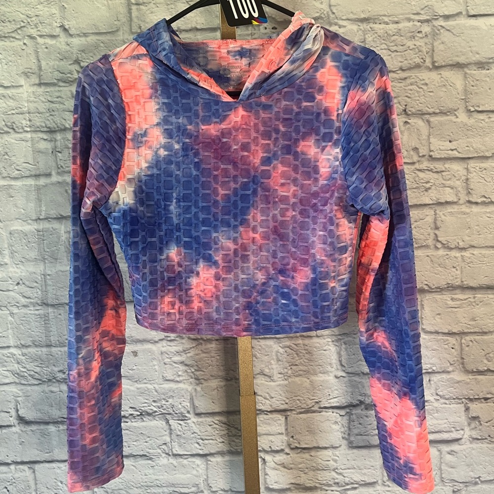 Zenana Medium Stretchy Honey Comb Weave Cropped Hoodie Tie Dye Pink/purple